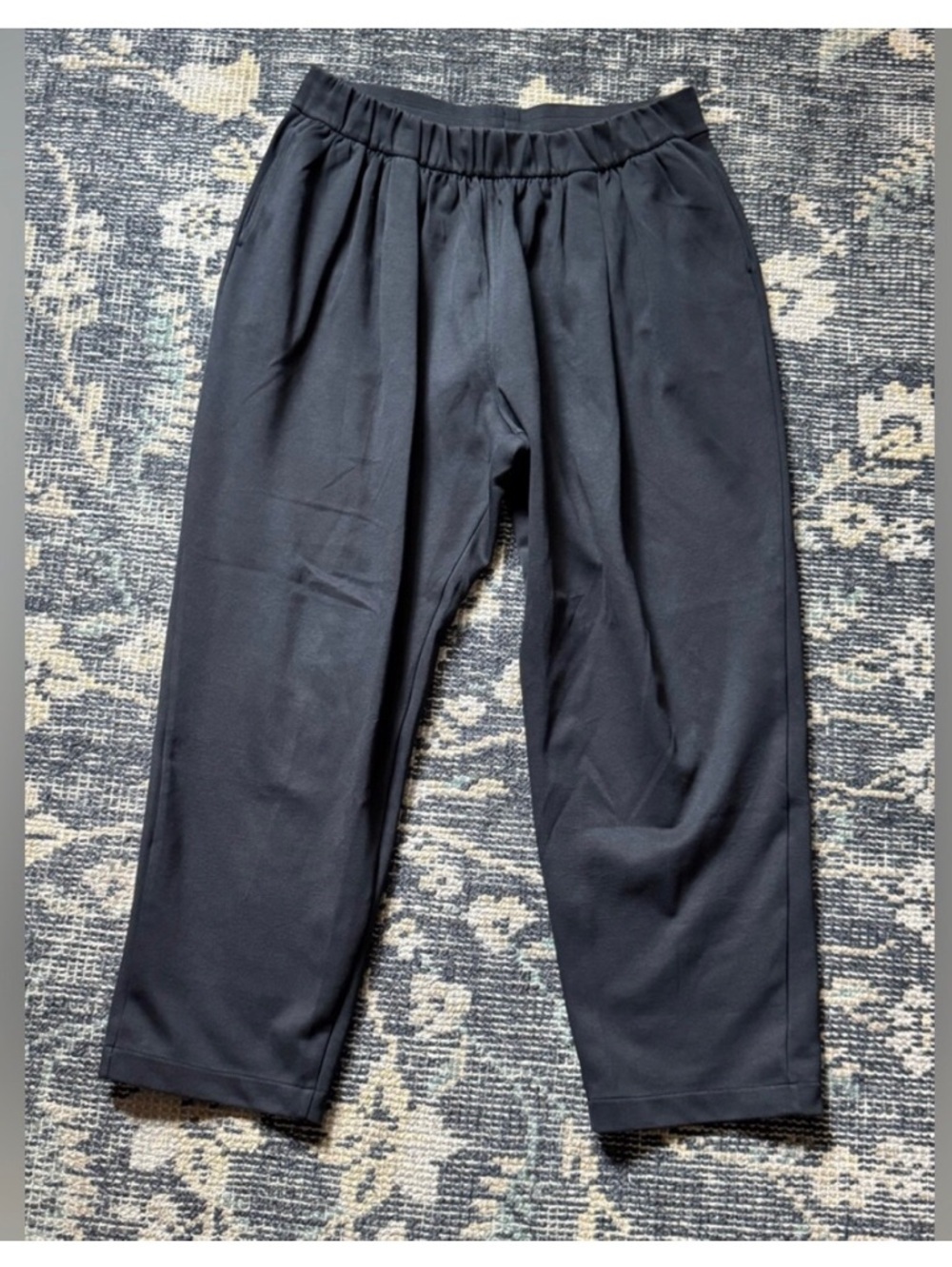 Uniqlo Black Dress Pants Cropped Straight-Leg